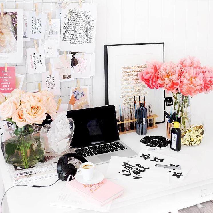 Jasmine Dowling's desk | Image: @JasmineDowling