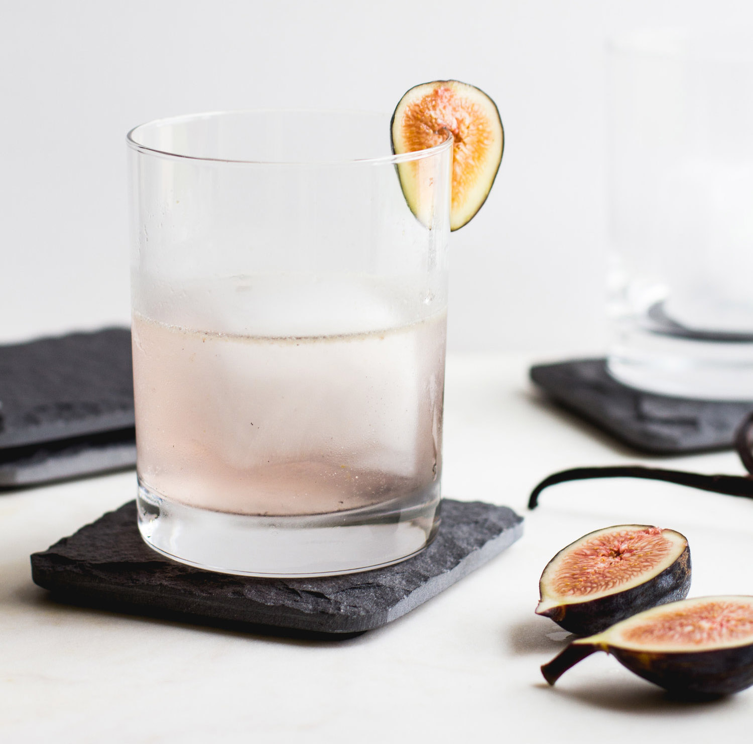 Fig, Vanilla Bean & Gin Cocktail | Image: The Homemade Haus
